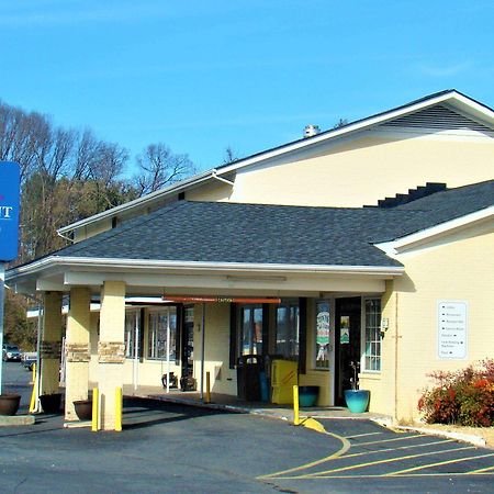 Baymont By Wyndham Front Royal Near Shenandoah National Park Hotel Bagian luar foto