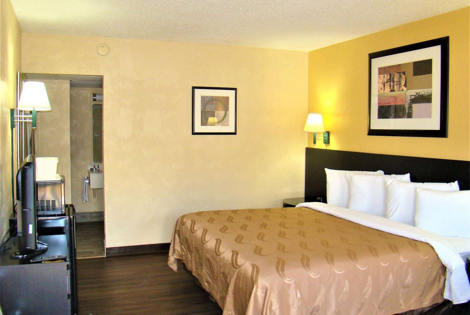 Baymont By Wyndham Front Royal Near Shenandoah National Park Hotel Bagian luar foto