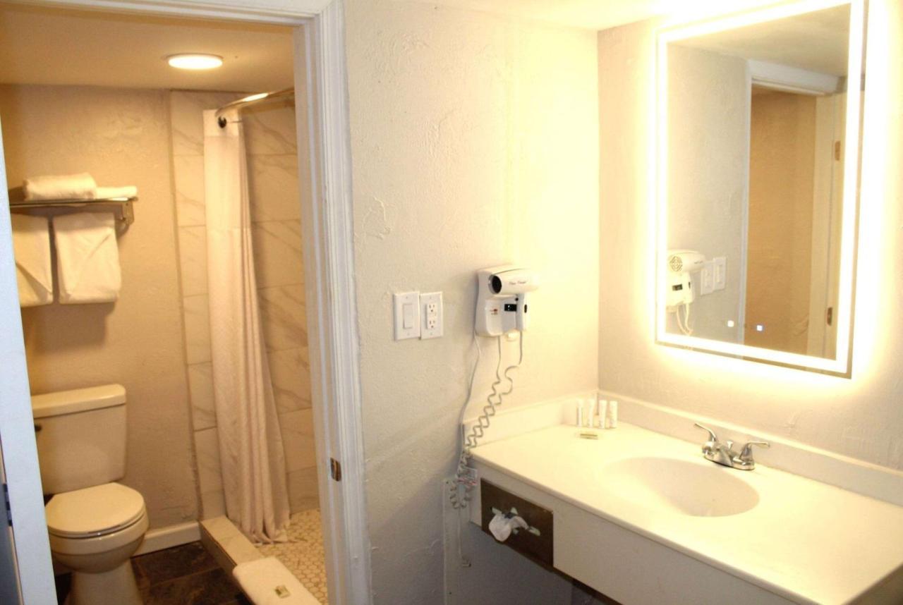 Baymont By Wyndham Front Royal Near Shenandoah National Park Hotel Bagian luar foto